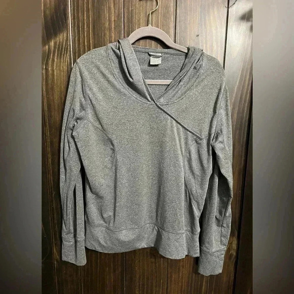 Levelwear Women’s Hoodie. Size: Large - Picture 4 of 9